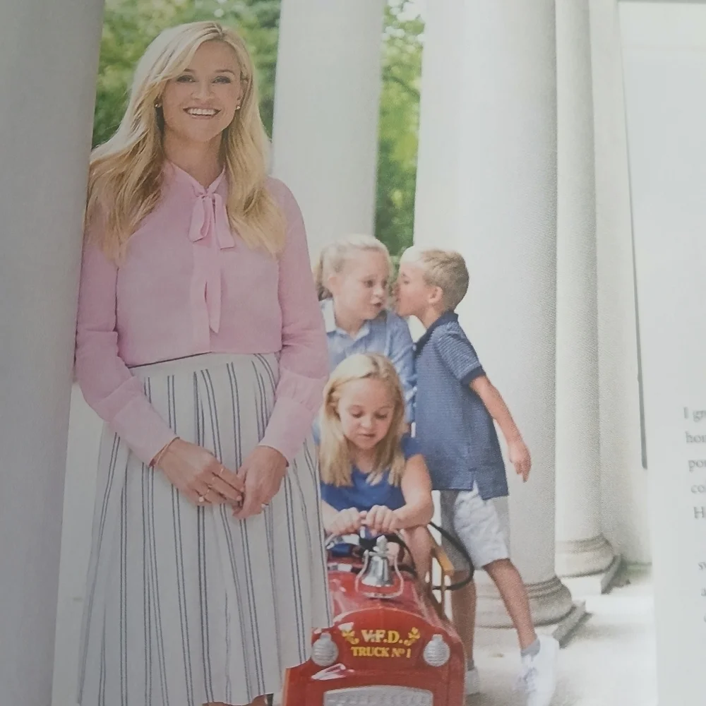 2018 Edition Reese Witherspoon Whiskey in a Teacup Cookbook Southern Style